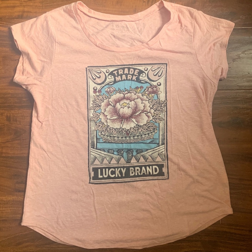 Short sleeve t-shirt